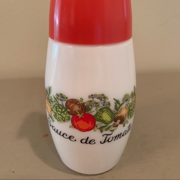 Westinghouse Dining Vintage Gemco Milk Glass Ketchup Dispenser